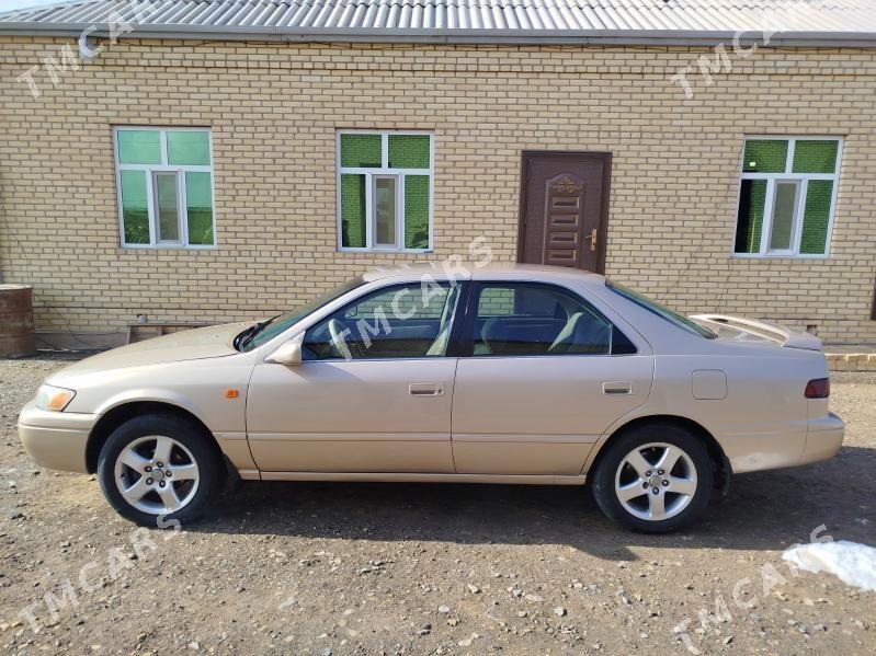 Toyota Camry 1999 - 100 000 TMT - Мургап - img 3