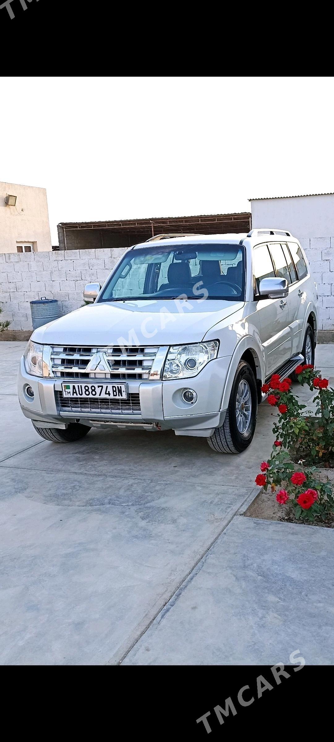 Mitsubishi Pajero 2011 - 230 000 TMT - Балканабат - img 5