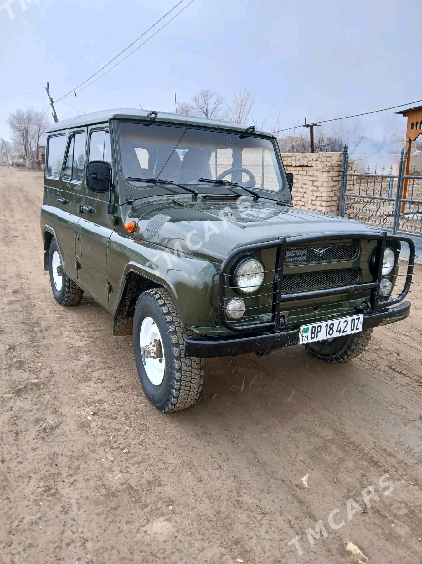 UAZ 469 2001 - 100 000 TMT - Gurbansoltan Eje - img 1