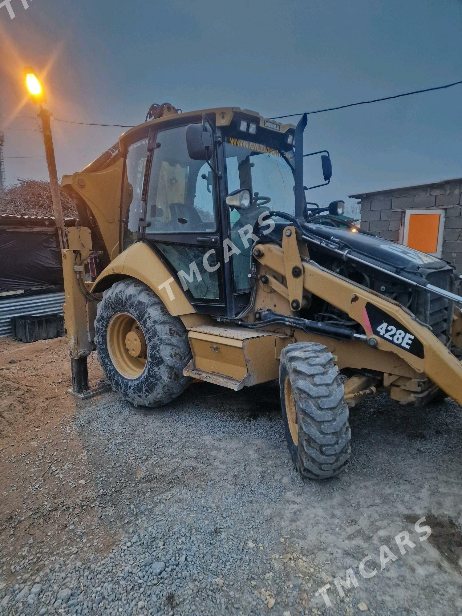 Caterpillar Excavator 2010 - 420 000 TMT - Бузмеин - img 4