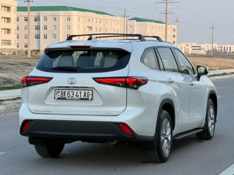 Toyota Highlander 2021 - 595 000 TMT - Ашхабад - img 5