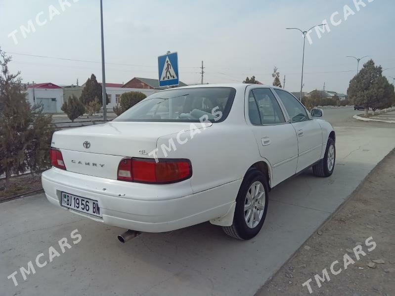 Toyota Camry 1994 - 75 000 TMT - Гызыларбат - img 2