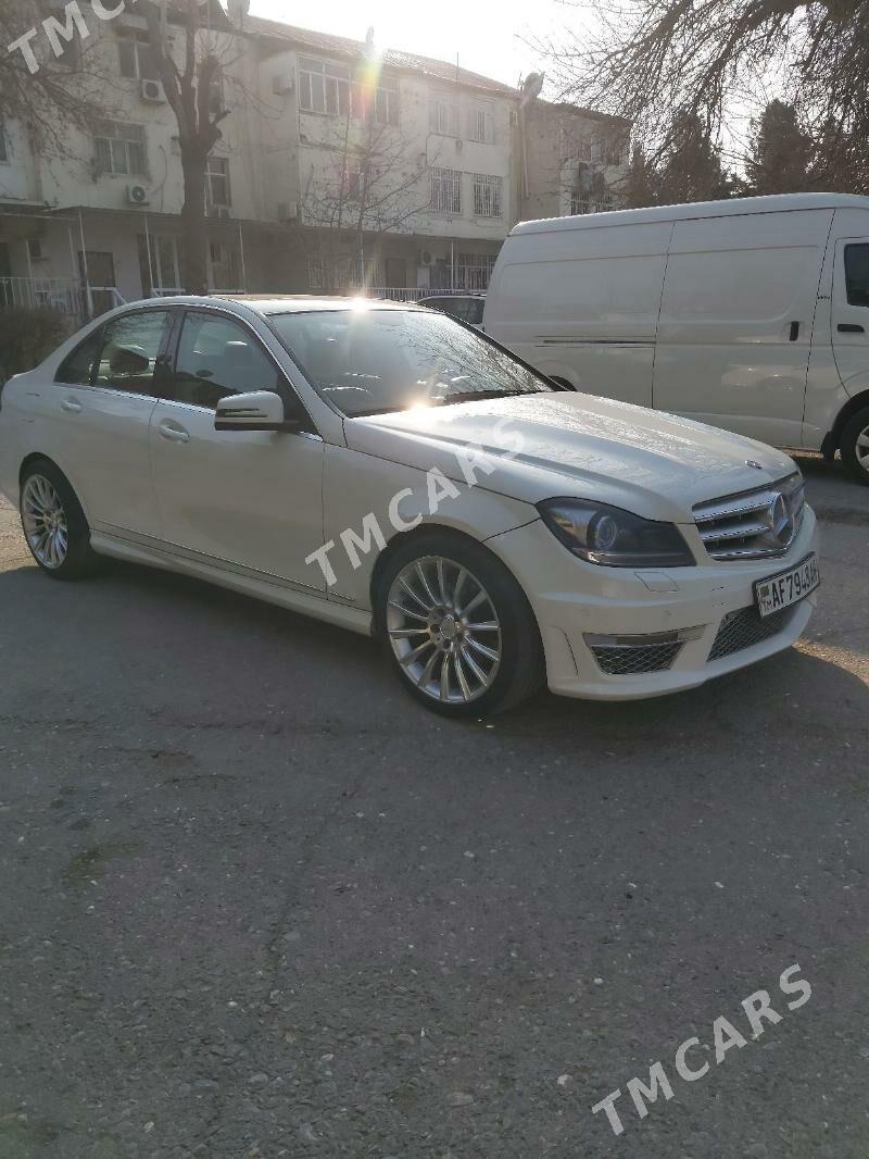 Mercedes-Benz C300 2010 - 170 000 TMT - Aşgabat - img 2