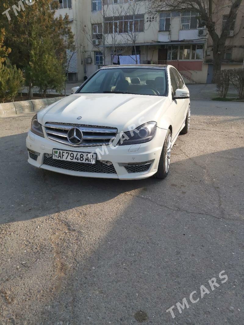 Mercedes-Benz C300 2010 - 170 000 TMT - Aşgabat - img 3