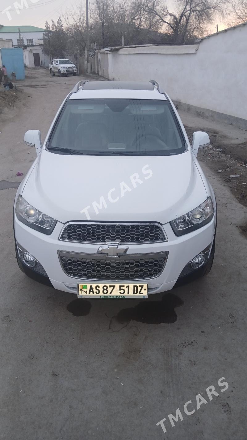 Chevrolet Captiva 2011 - 170 000 TMT - Дашогуз - img 3