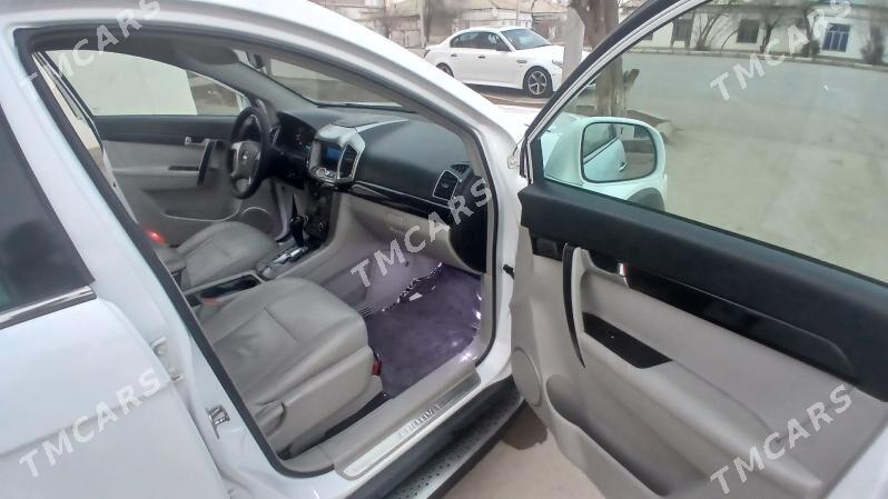 Chevrolet Captiva 2011 - 170 000 TMT - Дашогуз - img 6