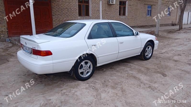 Toyota Camry 2000 - 140 000 TMT - Кёнеургенч - img 10