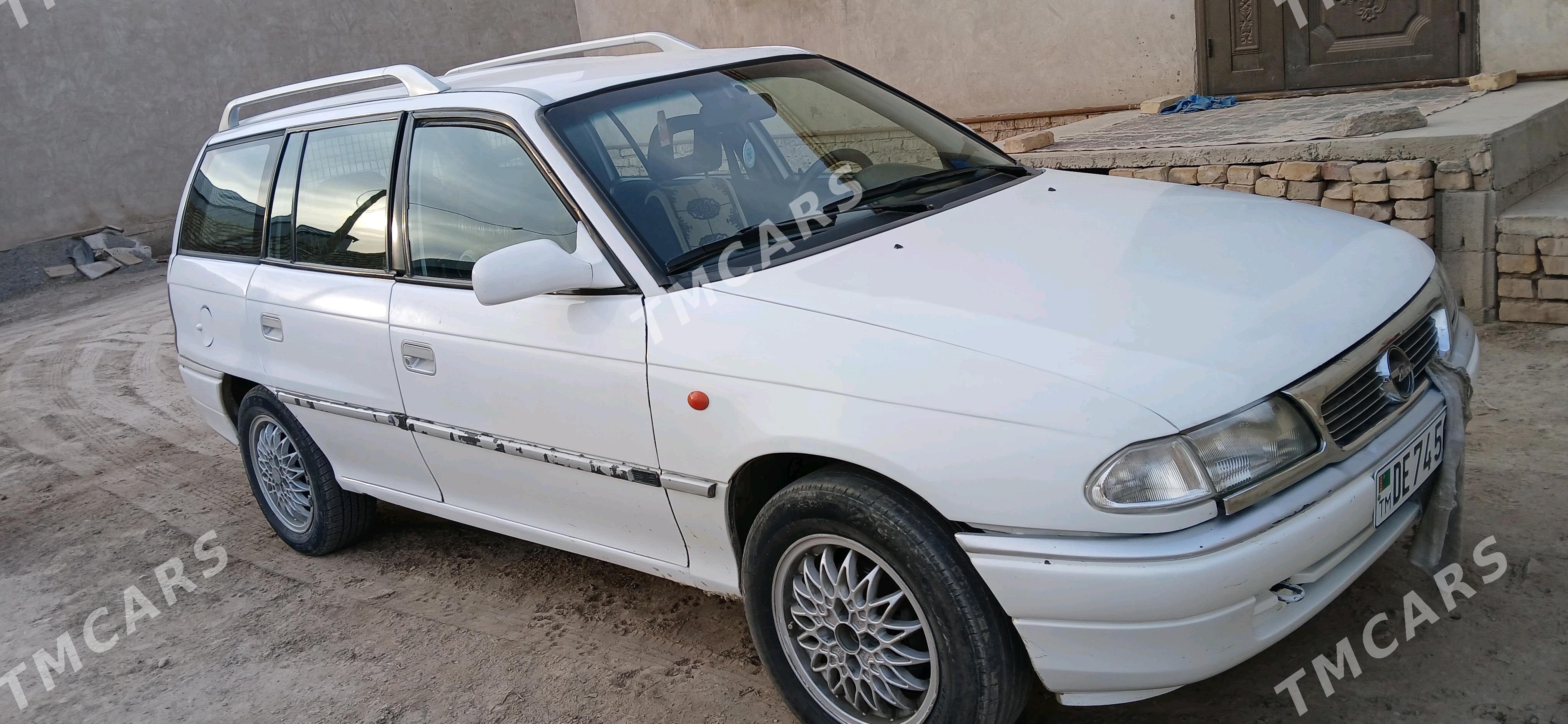 Opel Astra 1995 - 40 000 TMT - Дашогуз - img 4