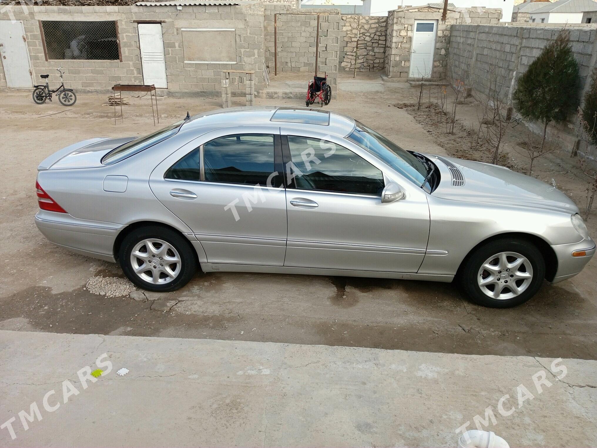 Mercedes-Benz C-Class 2000 - 85 000 TMT - Jebel - img 3