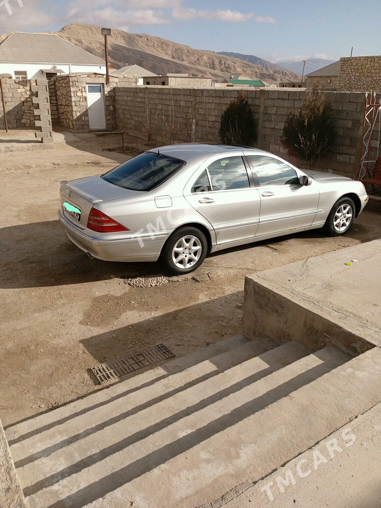 Mercedes-Benz C-Class 2000 - 85 000 TMT - Jebel - img 6