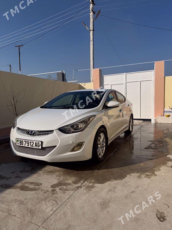 Hyundai Elantra 2011 - 158 000 TMT - Чоганлы - img 5