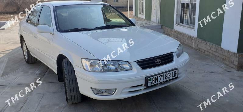 Toyota Camry 2000 - 125 000 TMT - Керки - img 3