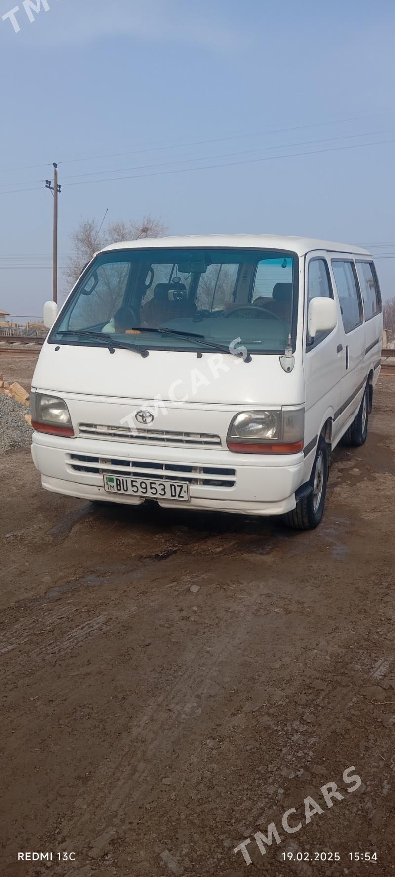 Toyota Hiace 1995 - 100 000 TMT - Болдумсаз - img 3