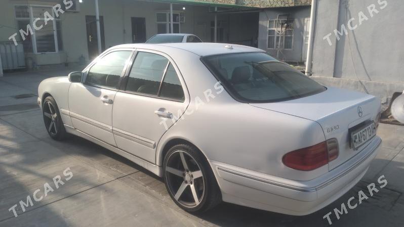 Mercedes-Benz E320 2001 - 65 000 TMT - Aşgabat - img 4