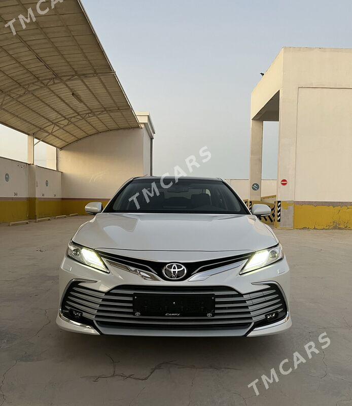 Toyota Camry 2022 - 695 000 TMT - Aşgabat - img 2