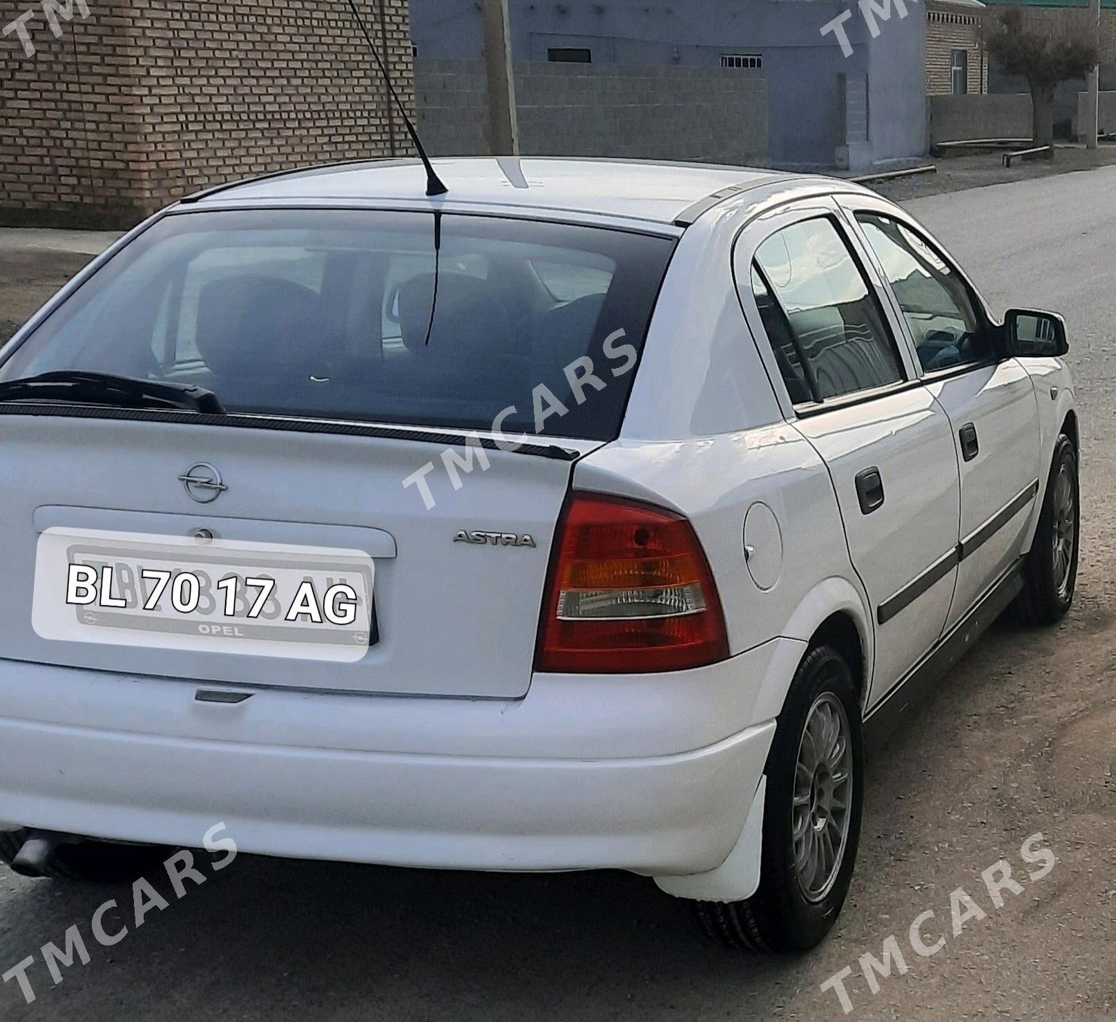 Opel Astra 2000 - 68 000 TMT - Бахарден - img 3