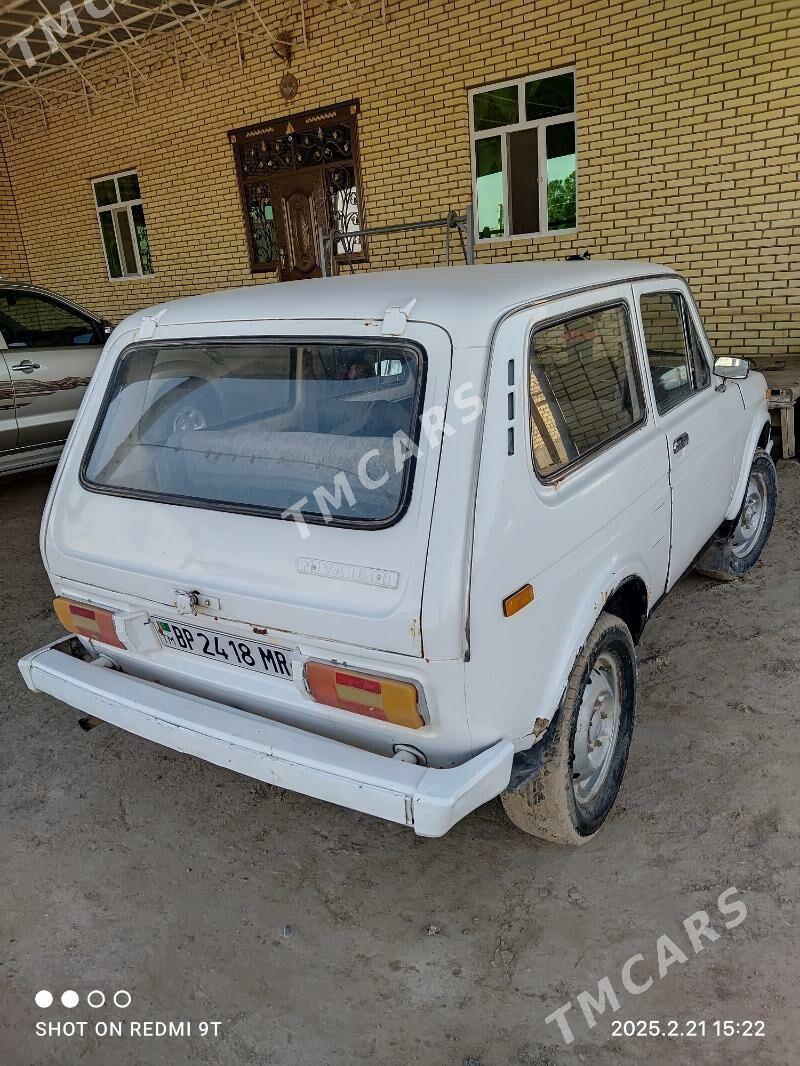 Lada Niva 1998 - 22 000 TMT - Сакарчага - img 2