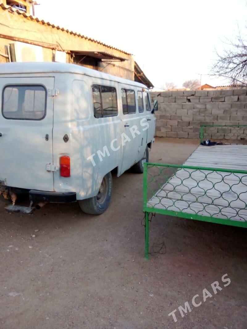 UAZ 2206 2000 - 24 000 TMT - Балканабат - img 2