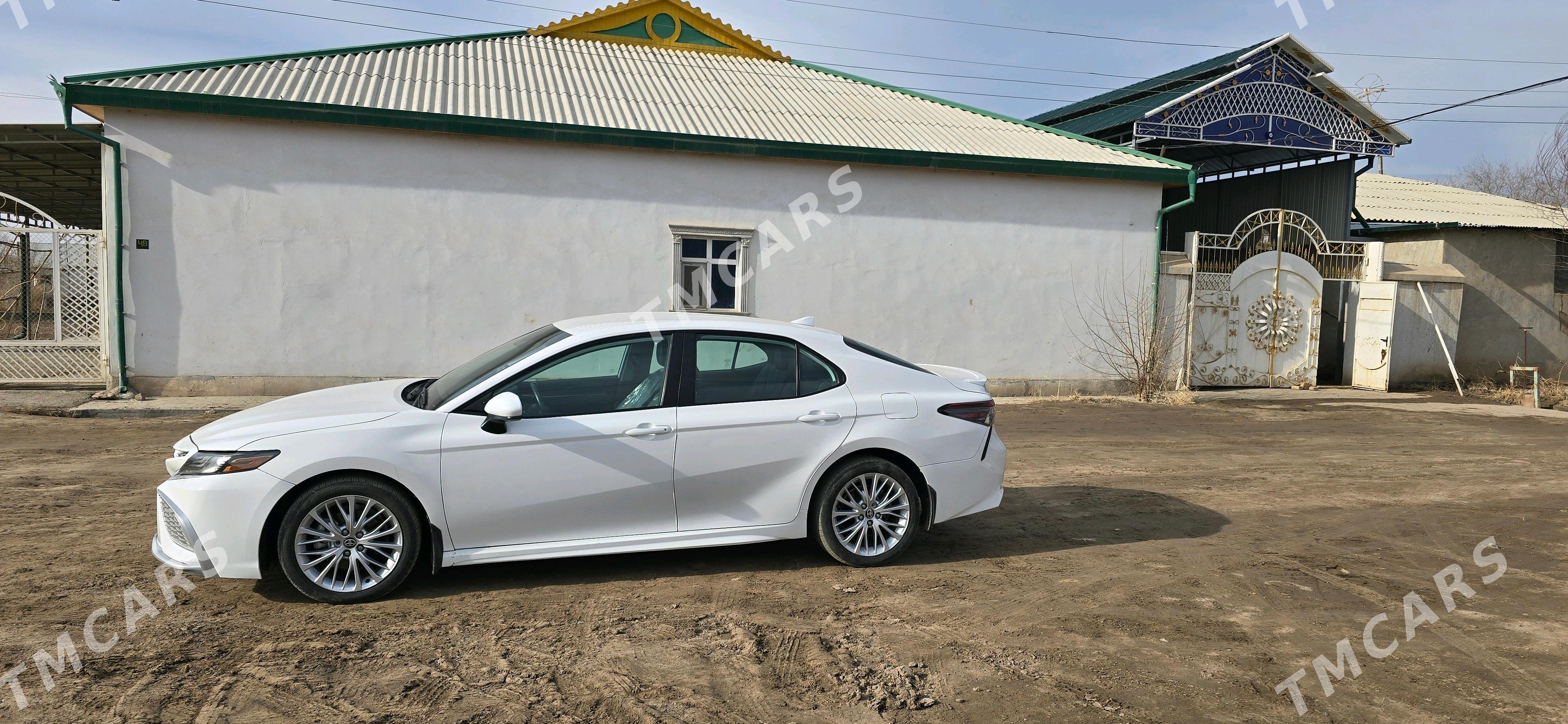 Toyota Camry 2021 - 285 000 TMT - Губадаг - img 3