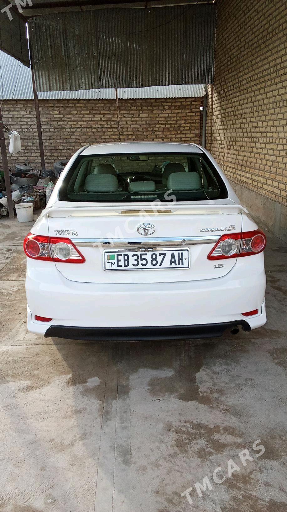 Toyota Corolla 2011 - 140 000 TMT - Теджен - img 5