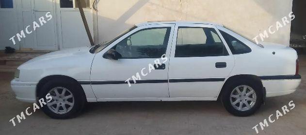 Opel Vectra 1993 - 25 000 TMT - Векильбазар - img 2