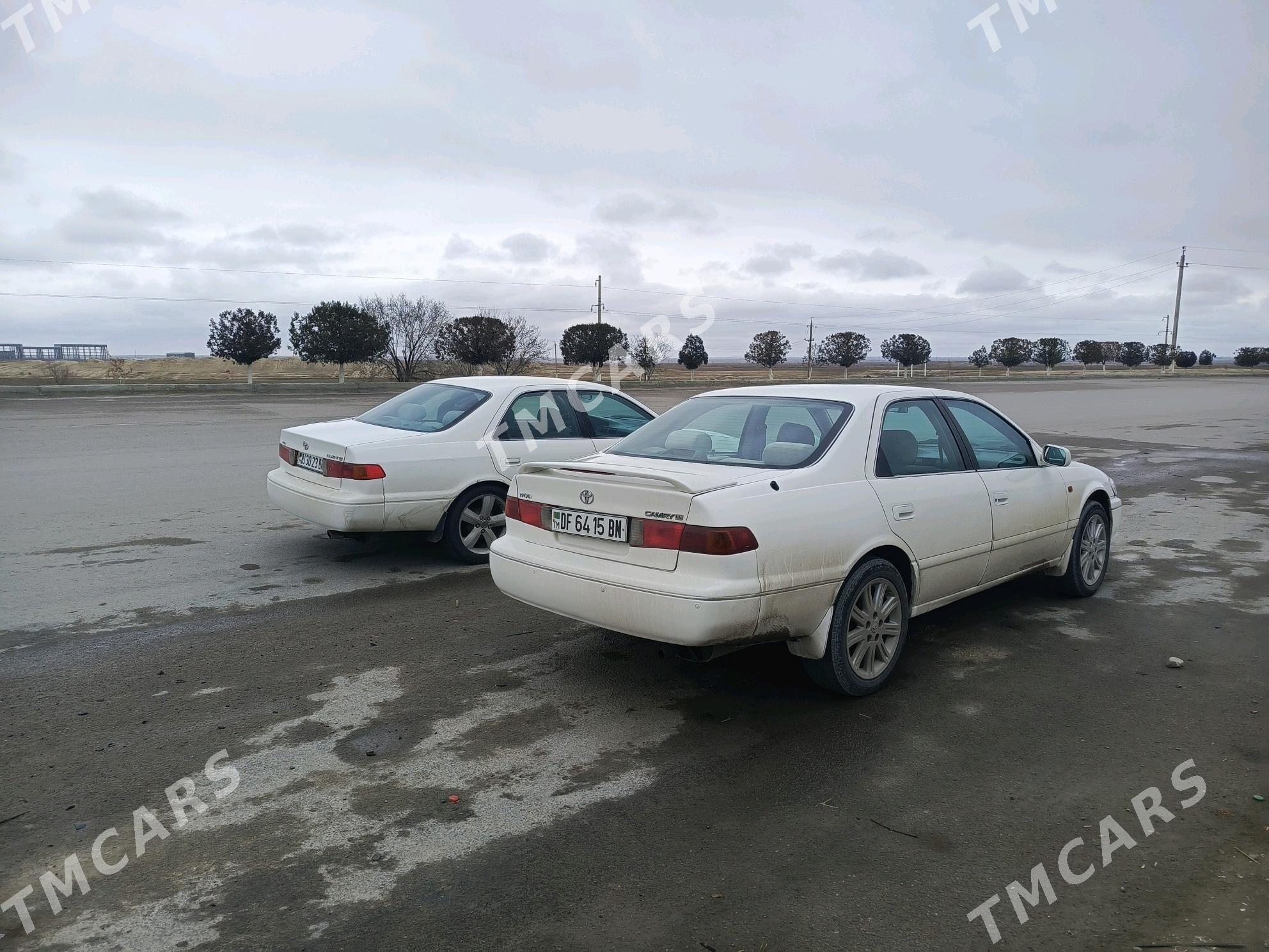 Toyota Camry 2000 - 100 000 TMT - Ашхабад - img 3