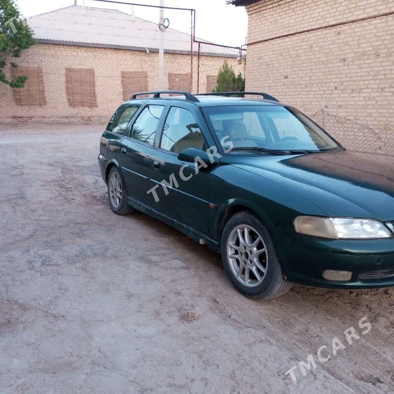 Opel Vectra 1999 - 32 000 TMT - Мургап - img 5