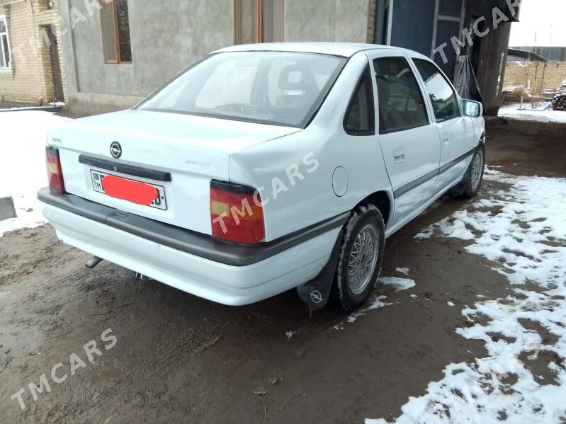 Opel Vectra 1992 - 21 000 TMT - Фарап - img 3