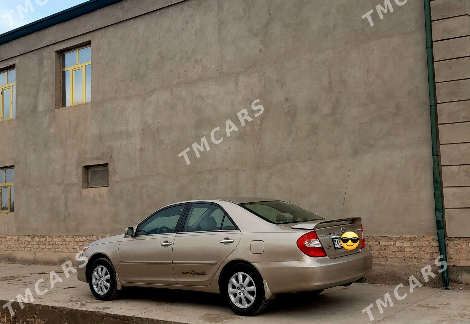 Toyota Camry 2003 - 147 000 TMT - Дашогуз - img 2