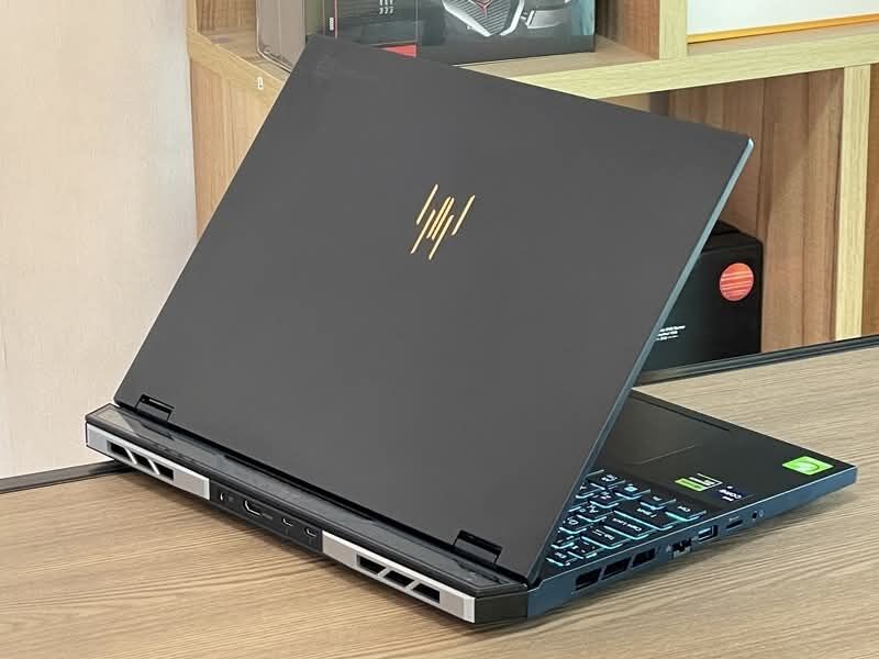 PREDATOR 16" 2,8K 240Hz (32GB) - Aşgabat - img 6