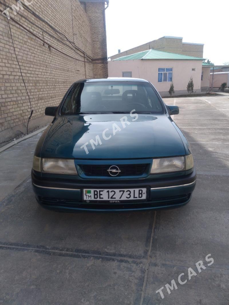 Opel Vectra 1994 - 42 000 TMT - Sakar - img 2