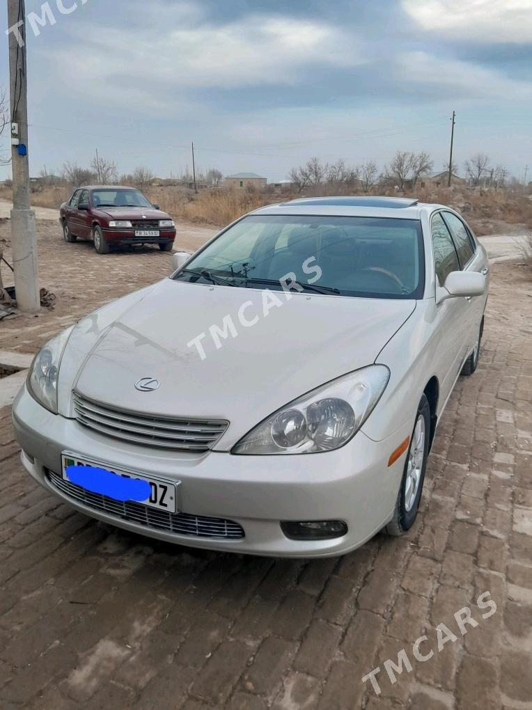 Lexus ES 300 2002 - 180 000 TMT - Дашогуз - img 2