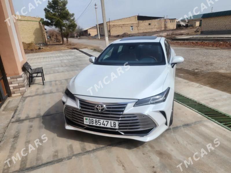 Toyota Avalon Hybrid 2019 - 550 000 TMT - Türkmenabat - img 2