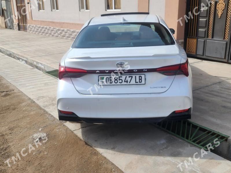 Toyota Avalon Hybrid 2019 - 550 000 TMT - Türkmenabat - img 3