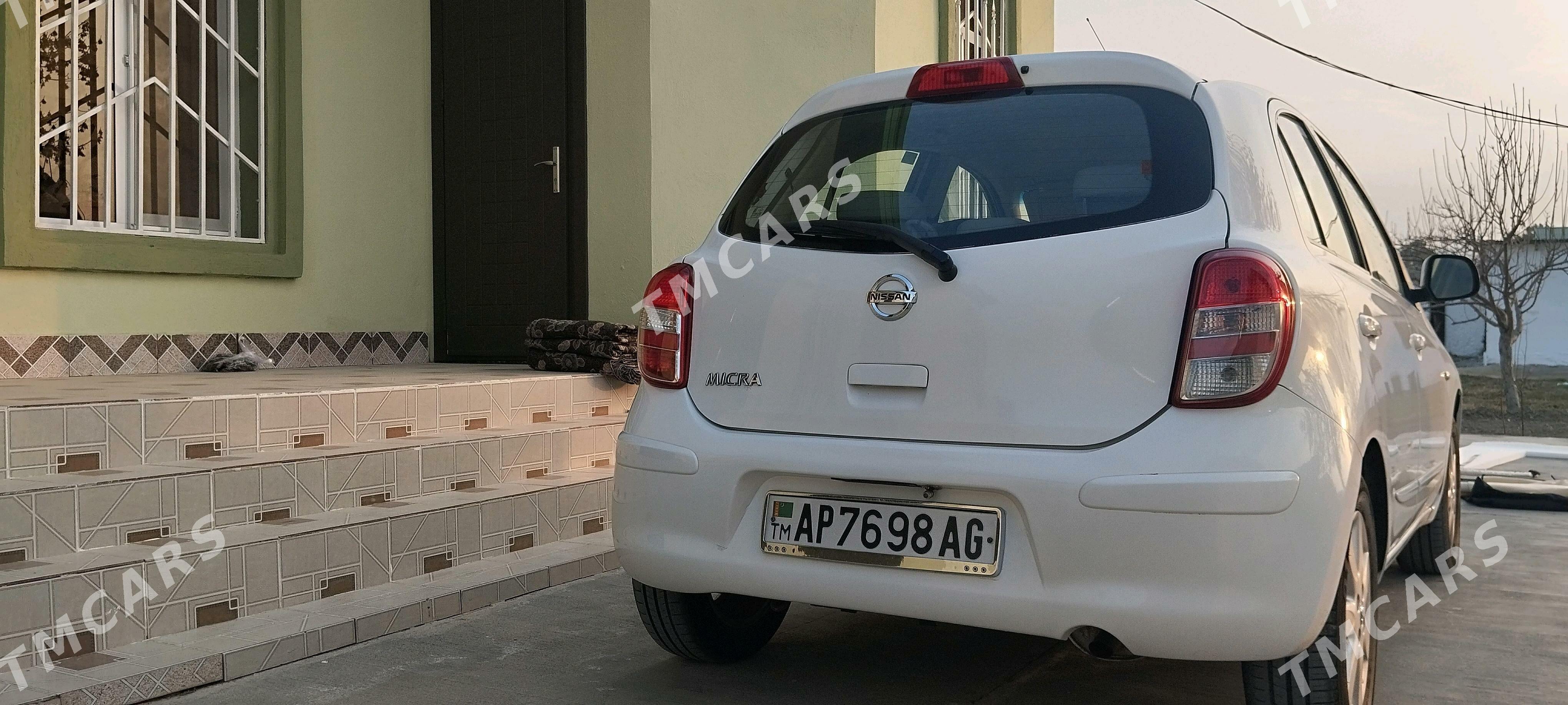 Nissan Versa 2012 - 110 000 TMT - Ашхабад - img 4