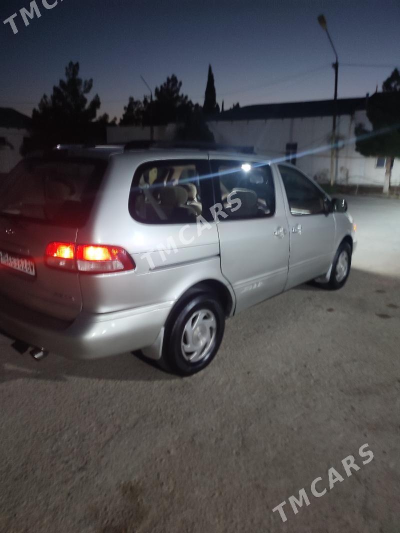 Toyota Sienna 2002 - 125 000 TMT - Балканабат - img 5