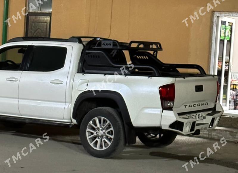 Toyota Tacoma 2018 - 350 000 TMT - Ашхабад - img 3