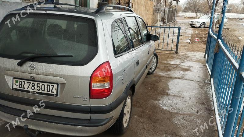 Opel Zafira 2002 - 100 000 TMT - Дашогуз - img 6