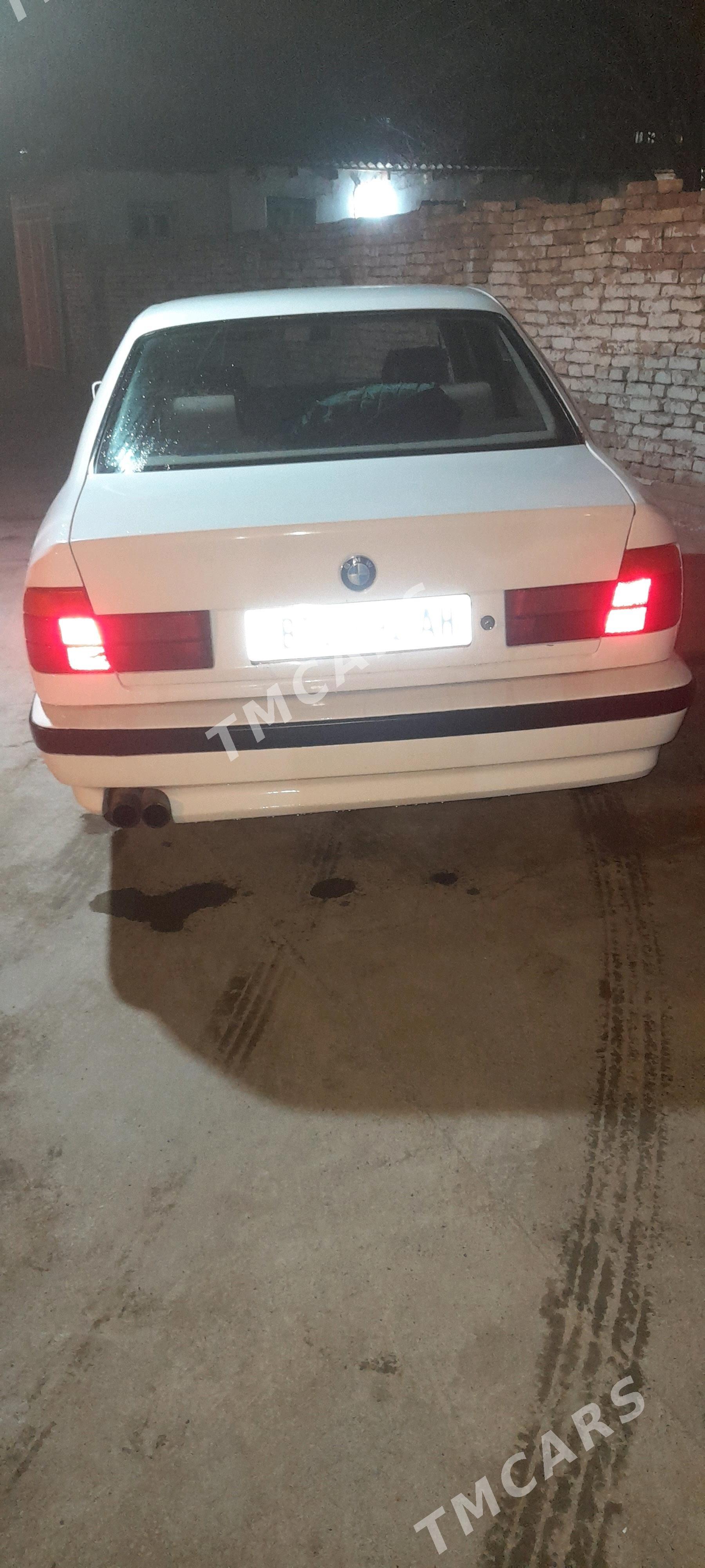 BMW 525 1990 - 45 000 TMT - Теджен - img 3