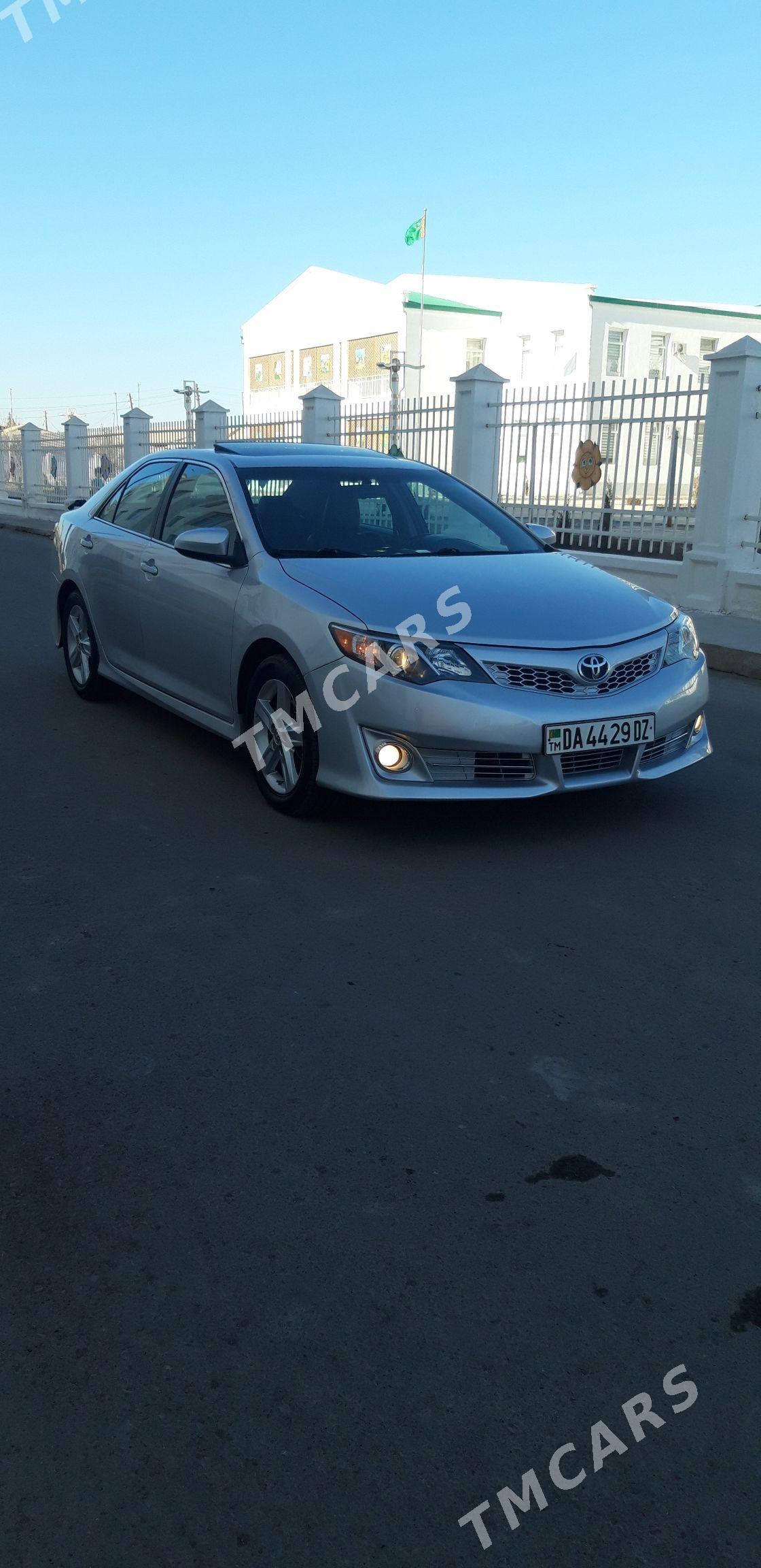 Toyota Camry 2014 - 235 000 TMT - Daşoguz - img 2