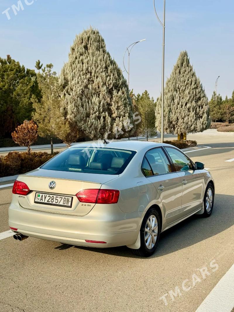 Volkswagen Jetta 2011 - 130 000 TMT - Туркменбаши - img 4