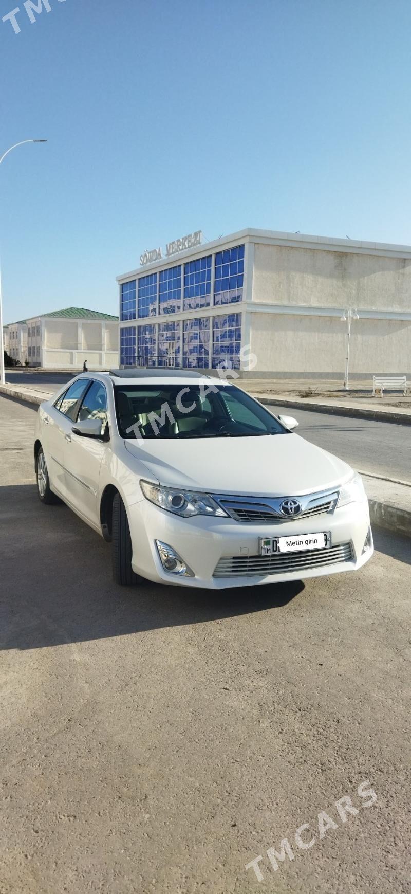 Toyota Camry 2014 - 270 000 TMT - Туркменабат - img 4