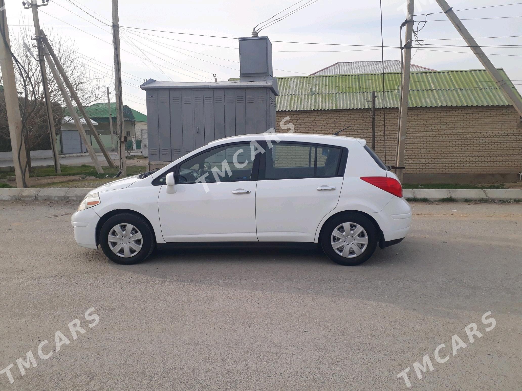 Nissan Versa 2010 - 120 000 TMT - Aşgabat - img 4