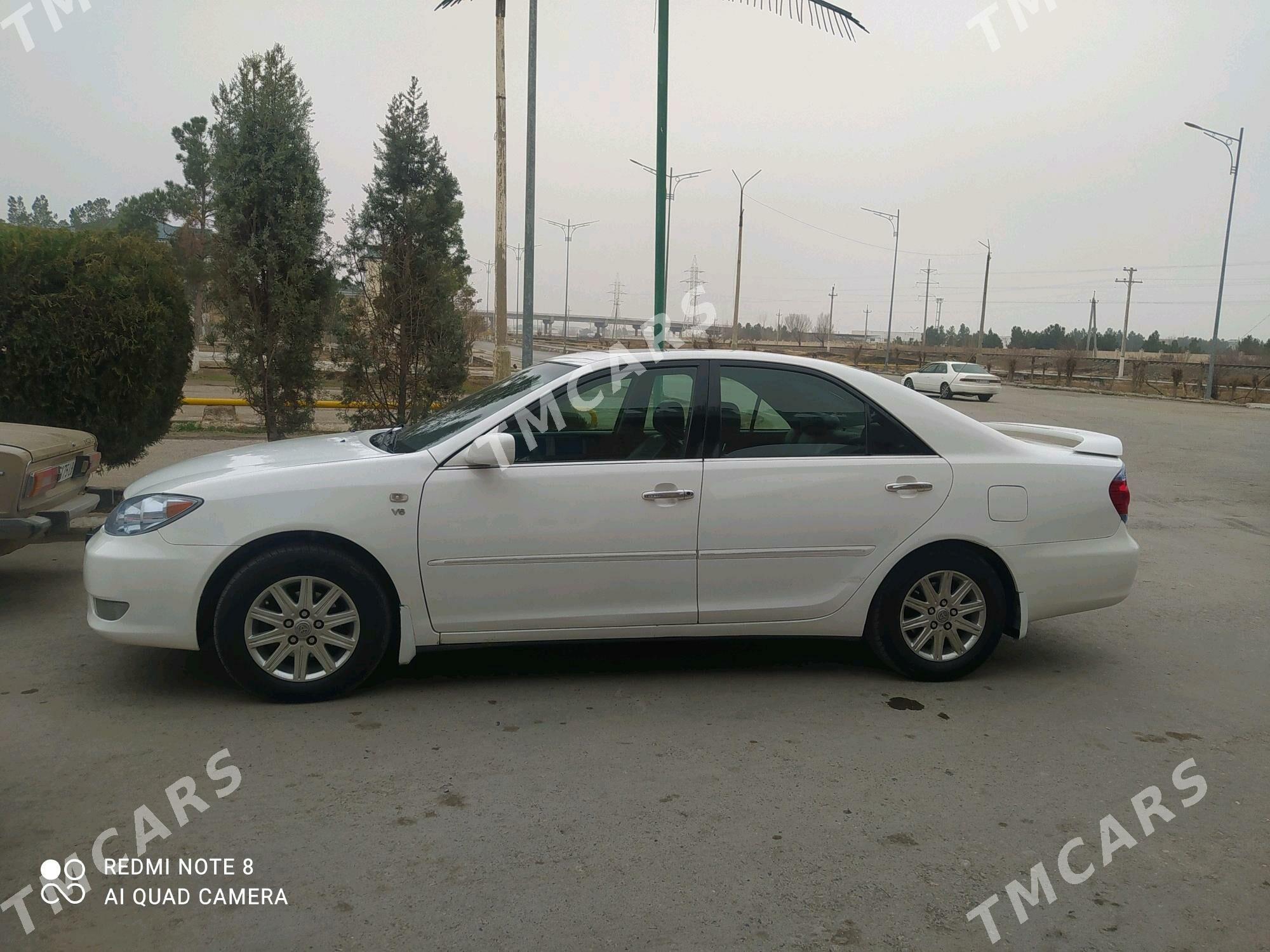 Toyota Camry 2004 - 132 000 TMT - Dänew - img 3