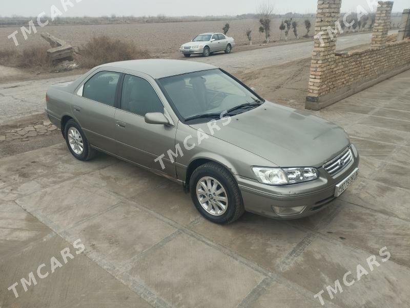 Toyota Camry 2001 - 120 000 TMT - Çärjew - img 5