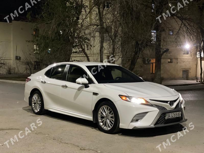 Toyota Camry 2018 - 270 000 TMT - 30 мкр - img 7