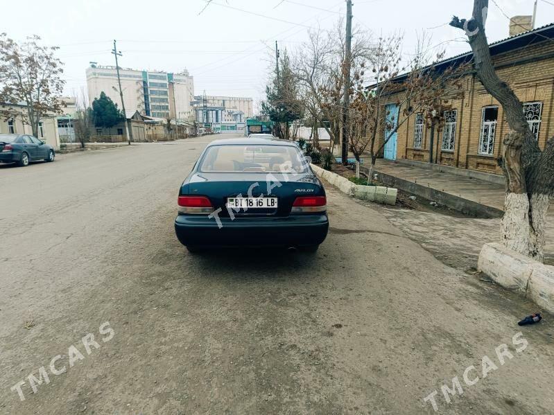 Toyota Avalon 1995 - 75 000 TMT - Саят - img 5