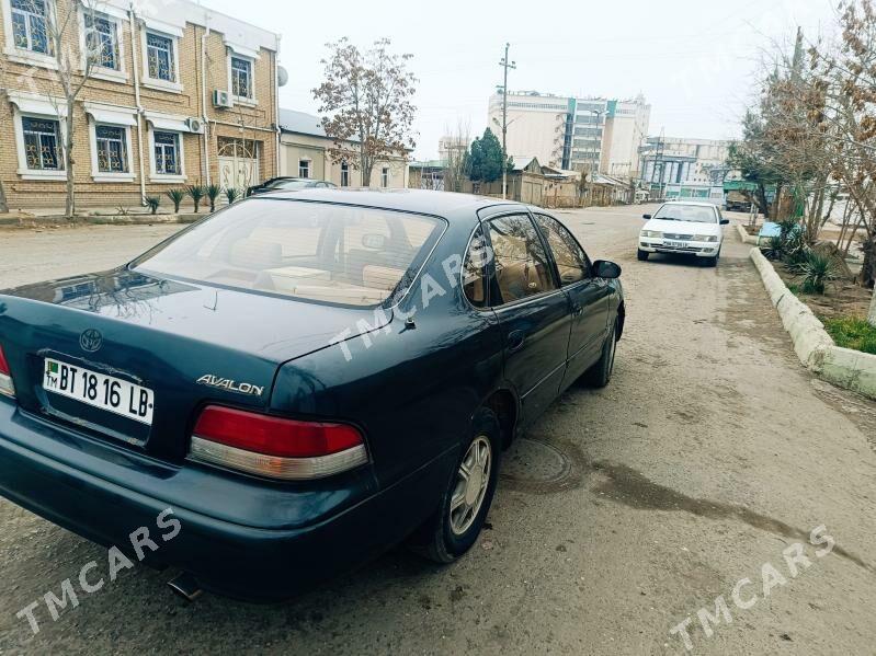 Toyota Avalon 1995 - 75 000 TMT - Саят - img 7