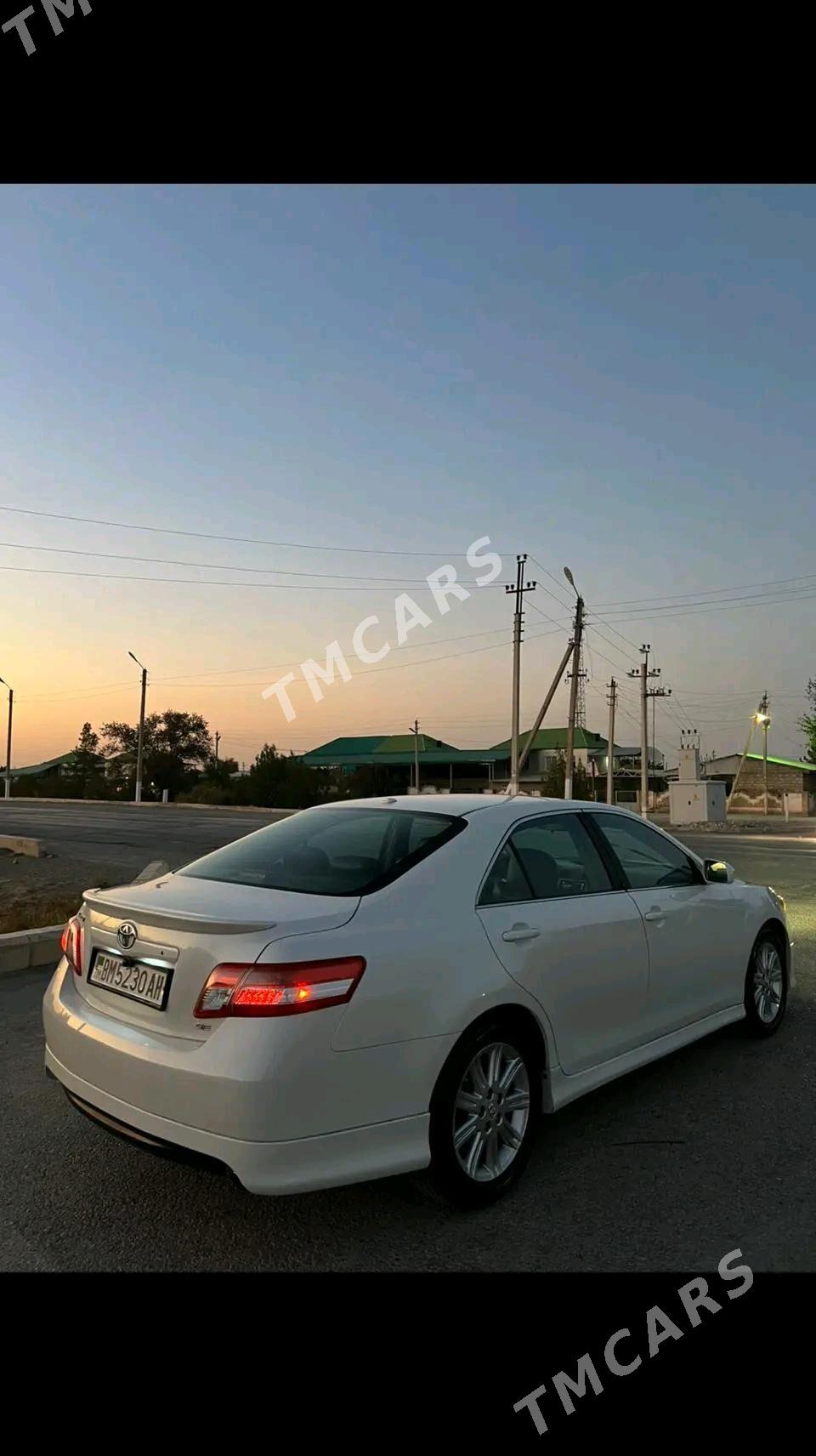 Toyota Camry 2011 - 183 250 TMT - Aşgabat - img 4