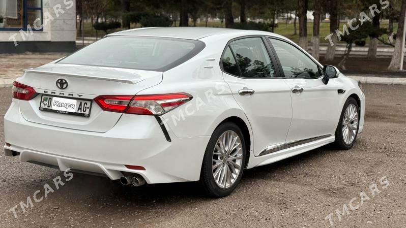 Toyota Camry 2019 - 270 000 TMT - Büzmeýin - img 5